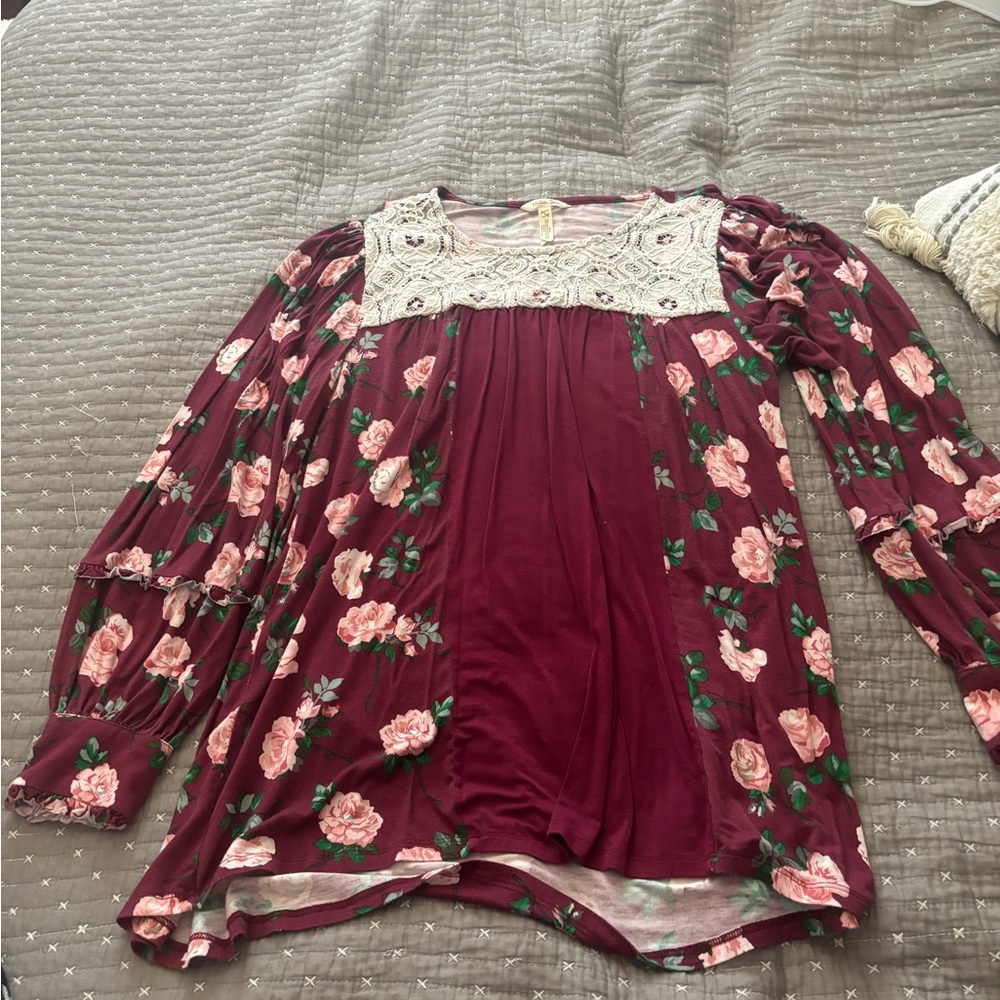 Matilda Jane Balloon Sleeve Floral and Lace Top